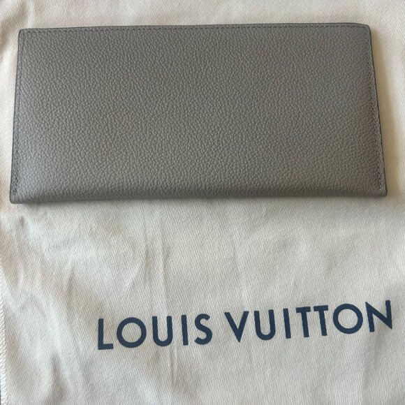 Louis Vuitton bag - Picture 6 of 13